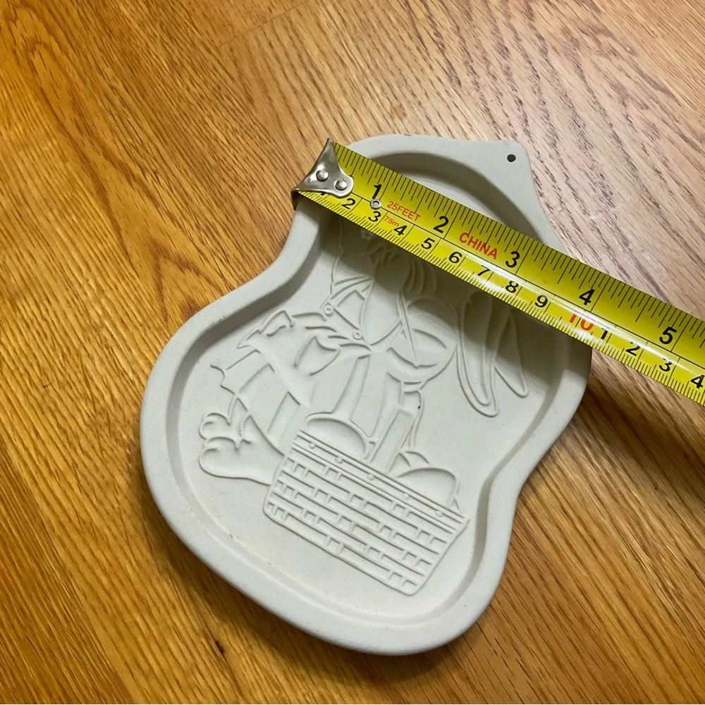 VTG Longaberger Pottery Cookie Mold Bundle of Two Easter bunnies .